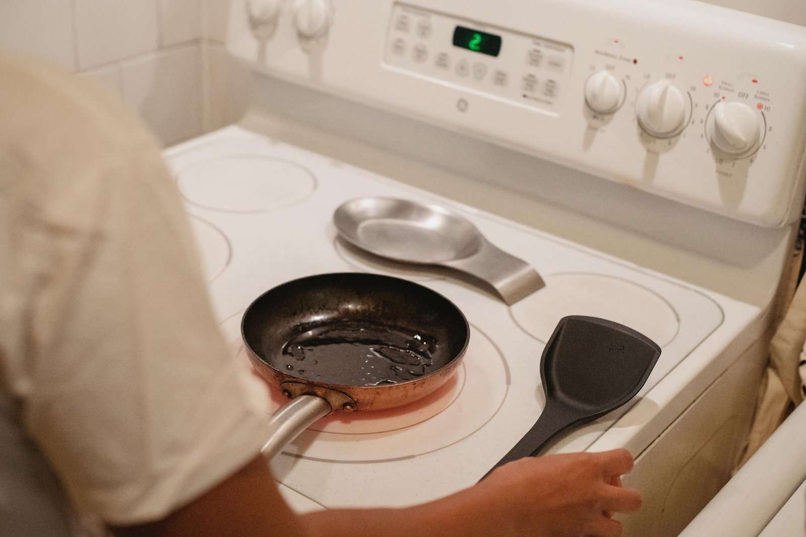 cooking electric stove medium heat