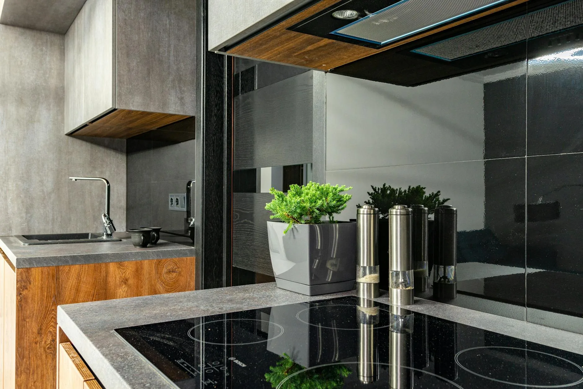 Electric Stove Guide 2026: Types, Heat Control, Buying & Safety
